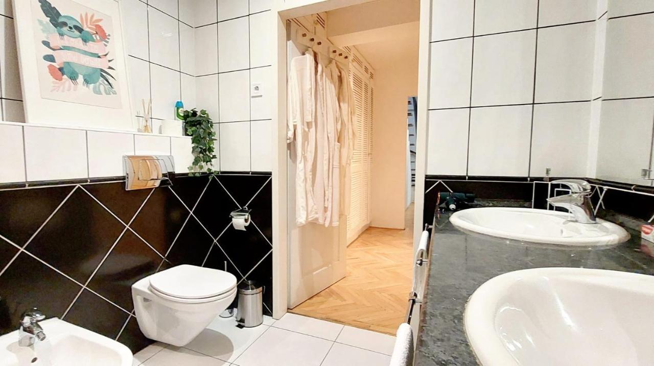 A+ Budapest Downtown Apartments Экстерьер фото
